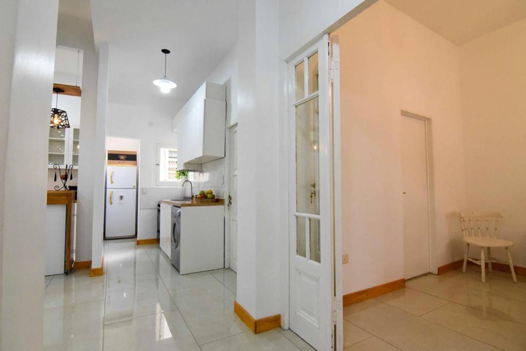 Dpto. En Recoleta: Calido, Proximo Y Confortable Buenos Aires Bagian luar foto