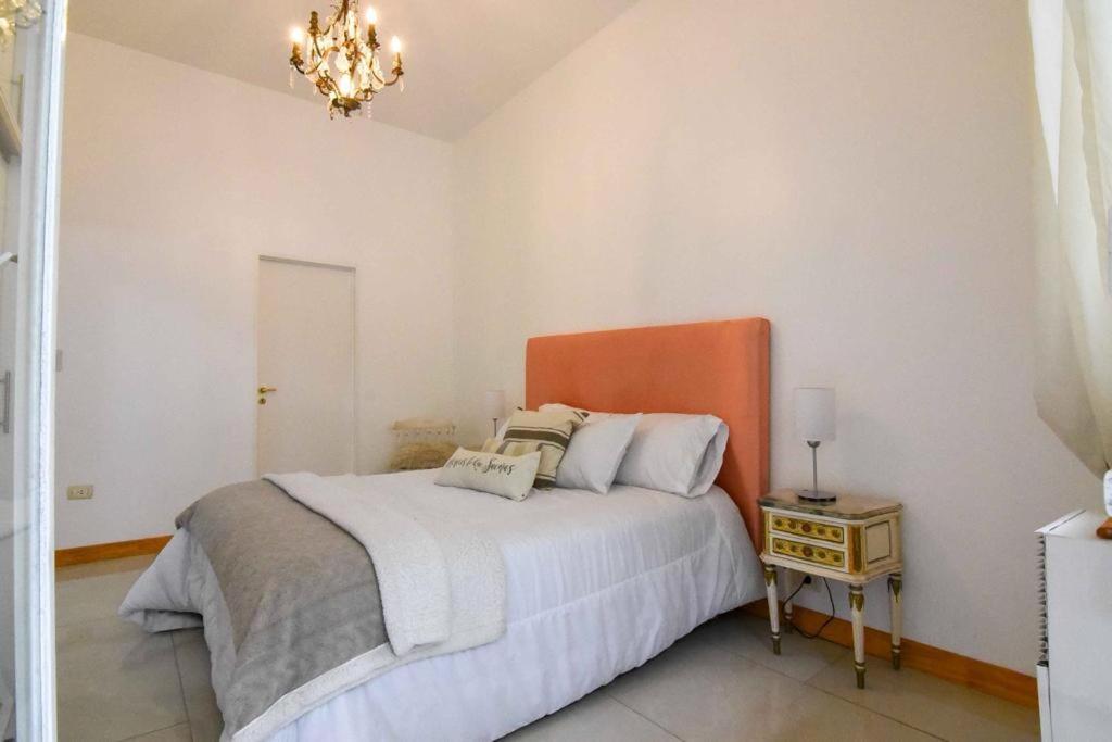 Dpto. En Recoleta: Calido, Proximo Y Confortable Buenos Aires Bagian luar foto