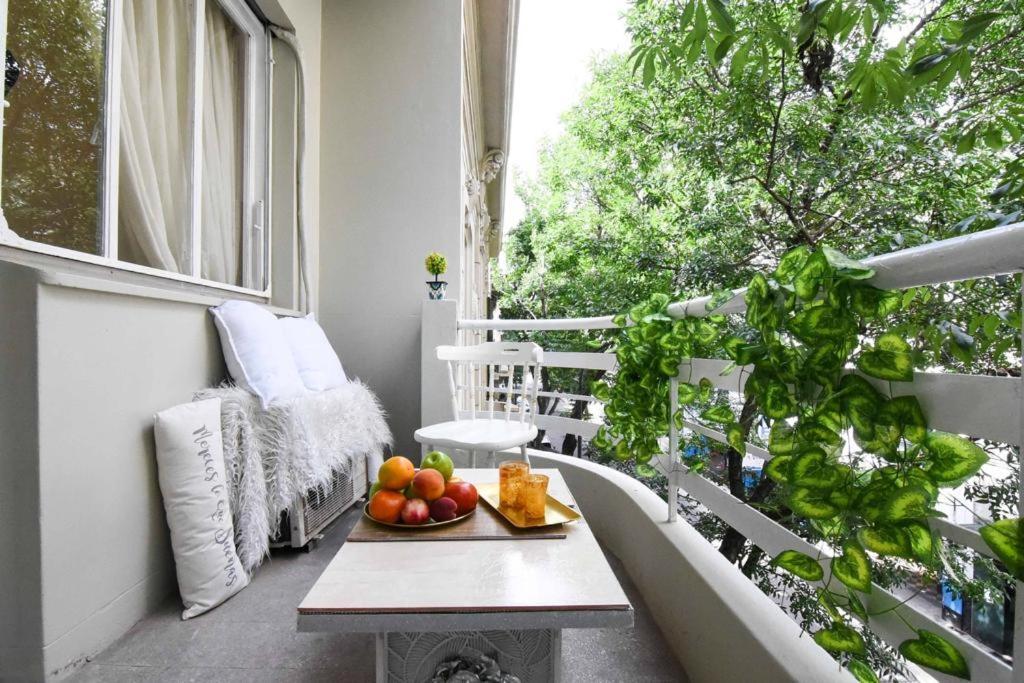 Dpto. En Recoleta: Calido, Proximo Y Confortable Buenos Aires Bagian luar foto