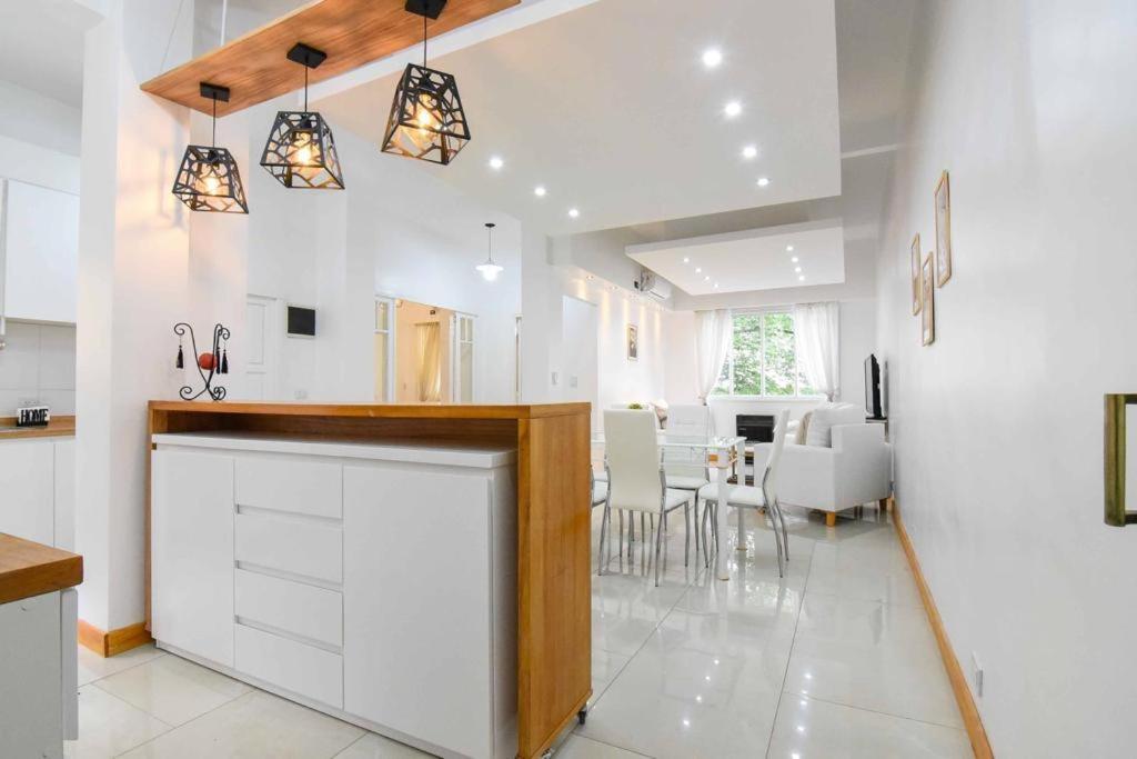 Dpto. En Recoleta: Calido, Proximo Y Confortable Buenos Aires Bagian luar foto
